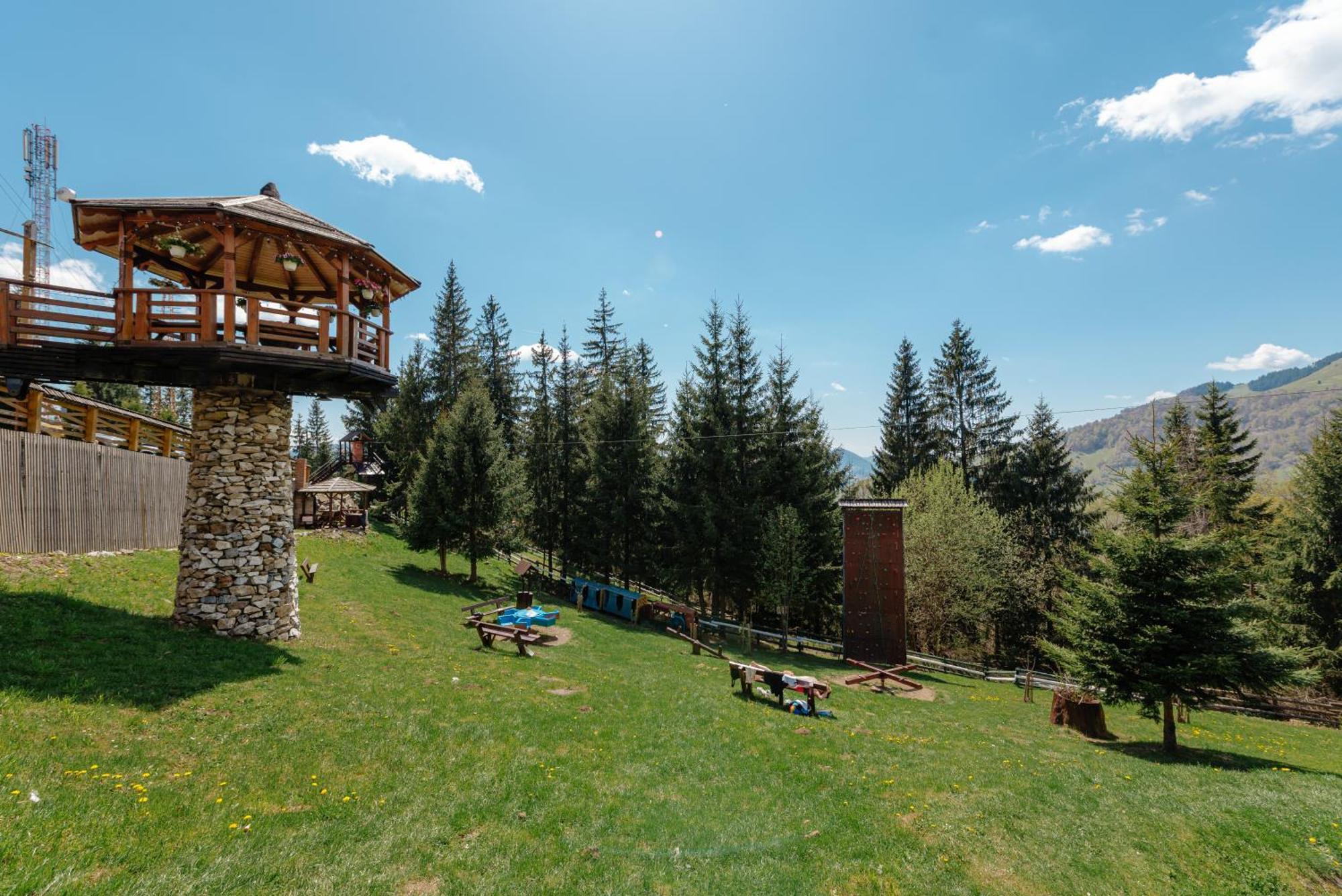 Hotel Complex Turistic Alpina Blazna Sant Extérieur photo