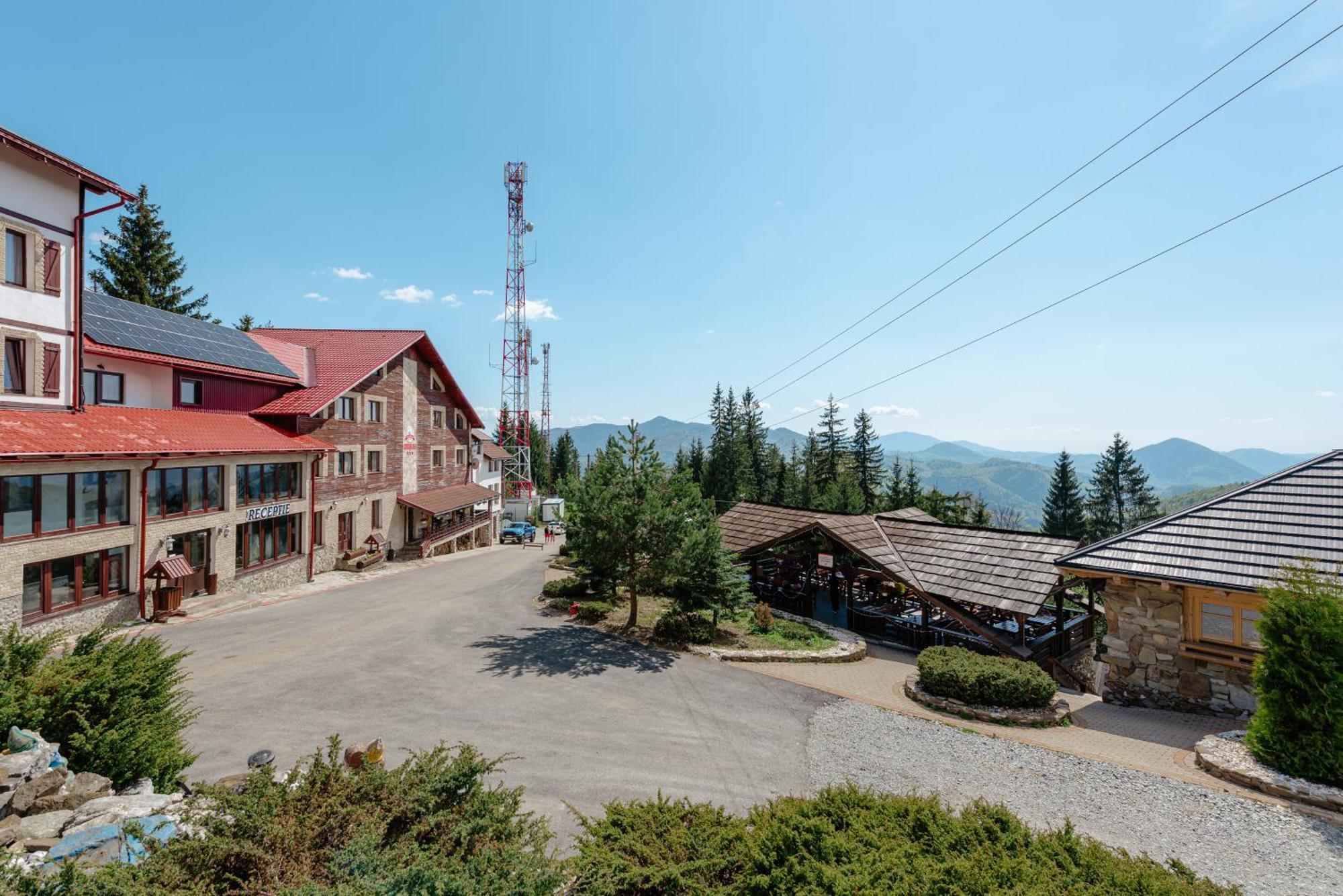 Hotel Complex Turistic Alpina Blazna Sant Extérieur photo