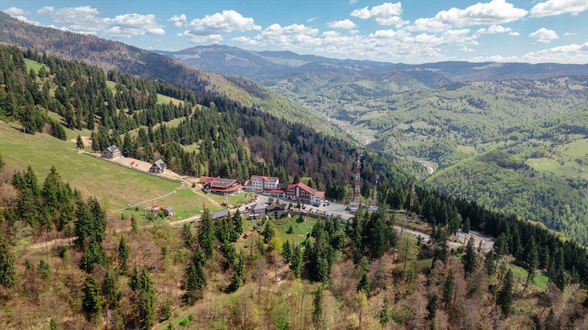Hotel Complex Turistic Alpina Blazna Sant Extérieur photo