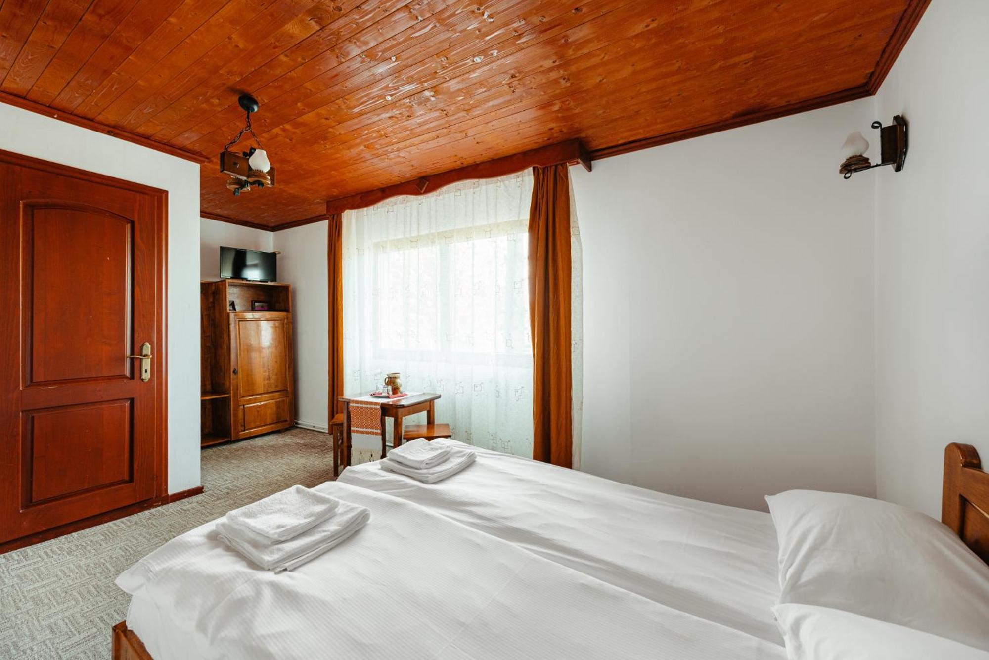 Hotel Complex Turistic Alpina Blazna Sant Extérieur photo