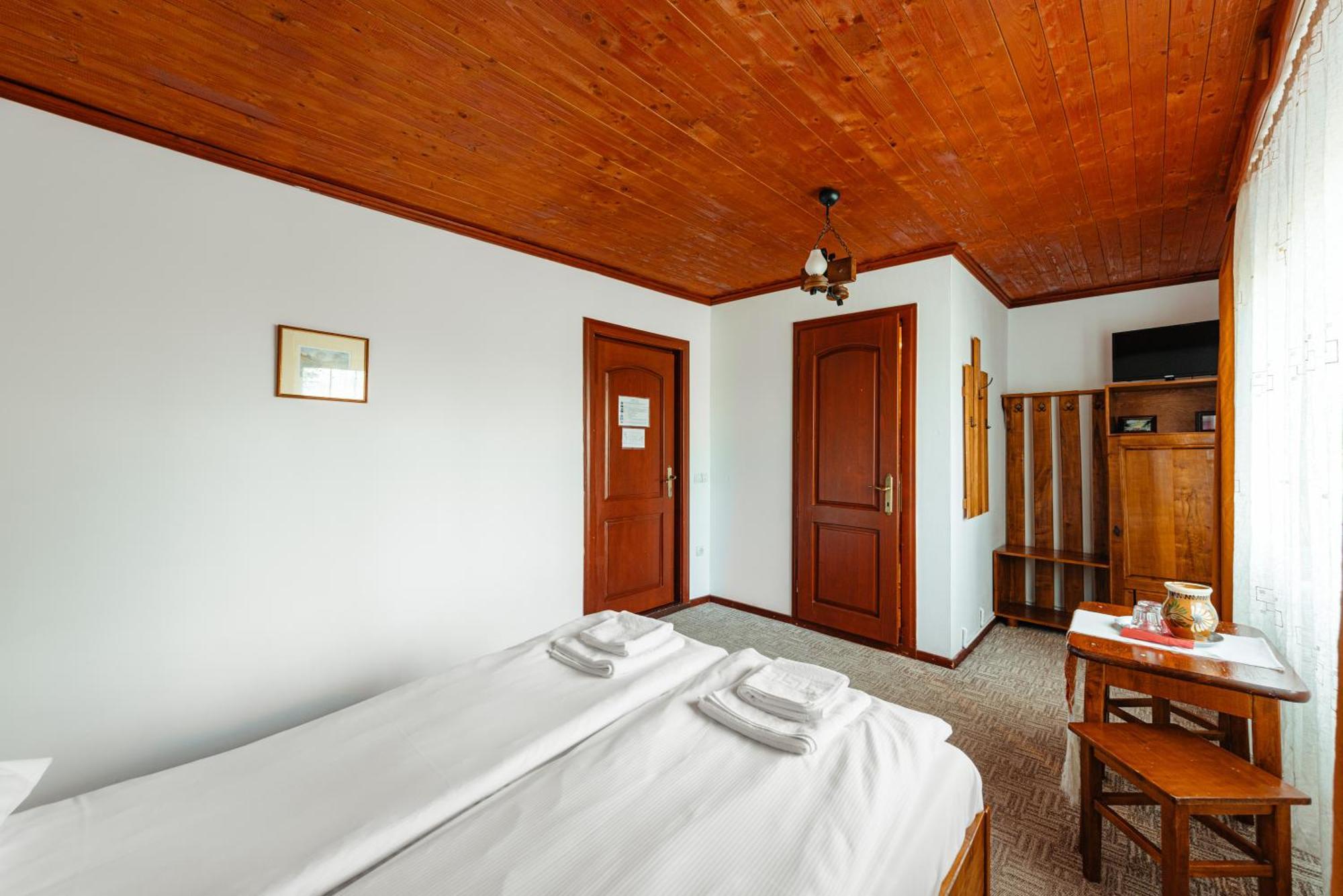 Hotel Complex Turistic Alpina Blazna Sant Extérieur photo