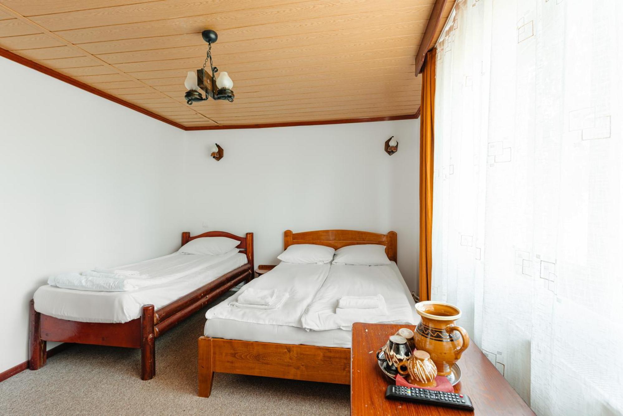Hotel Complex Turistic Alpina Blazna Sant Extérieur photo