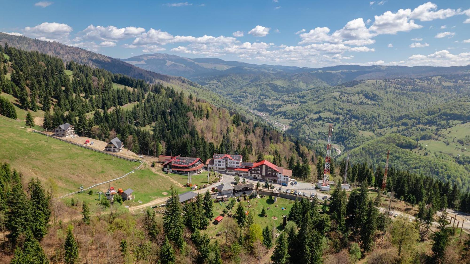 Hotel Complex Turistic Alpina Blazna Sant Extérieur photo