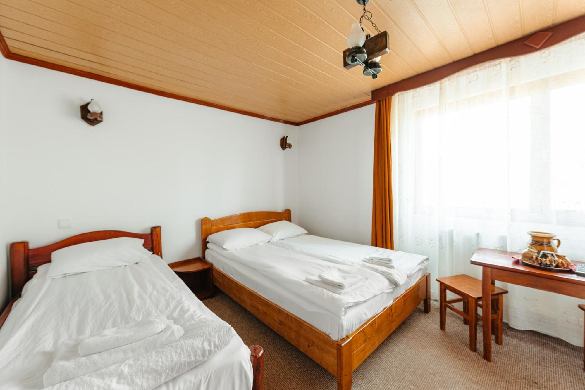 Hotel Complex Turistic Alpina Blazna Sant Extérieur photo