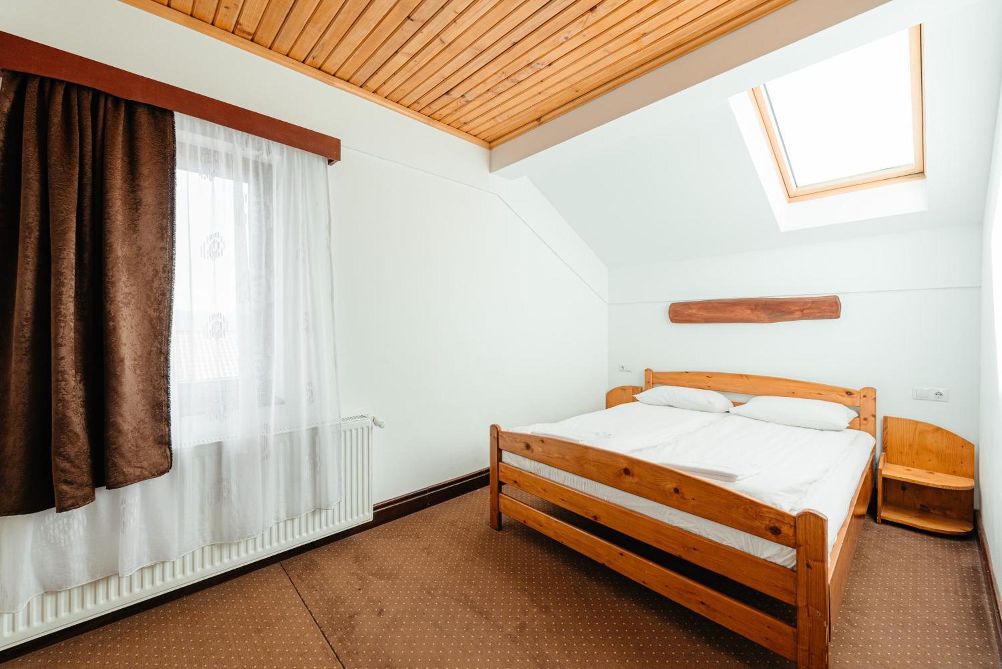 Hotel Complex Turistic Alpina Blazna Sant Extérieur photo